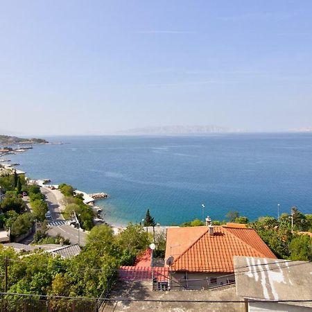 Apartment Luca Senj  Buitenkant foto