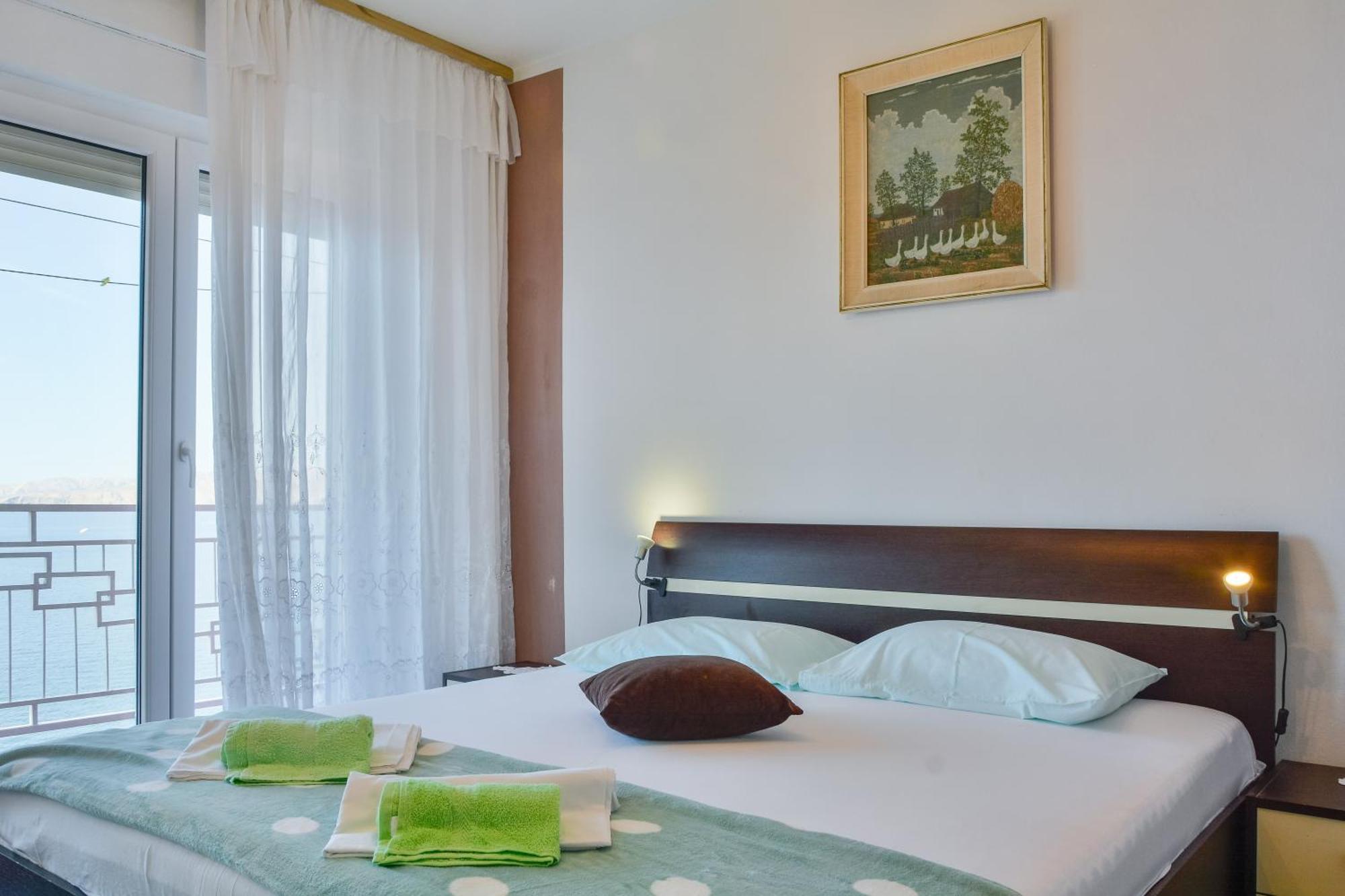 Apartment Luca Senj  Buitenkant foto