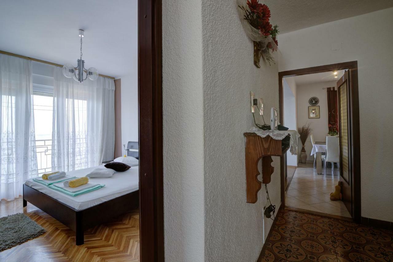 Apartment Luca Senj  Buitenkant foto