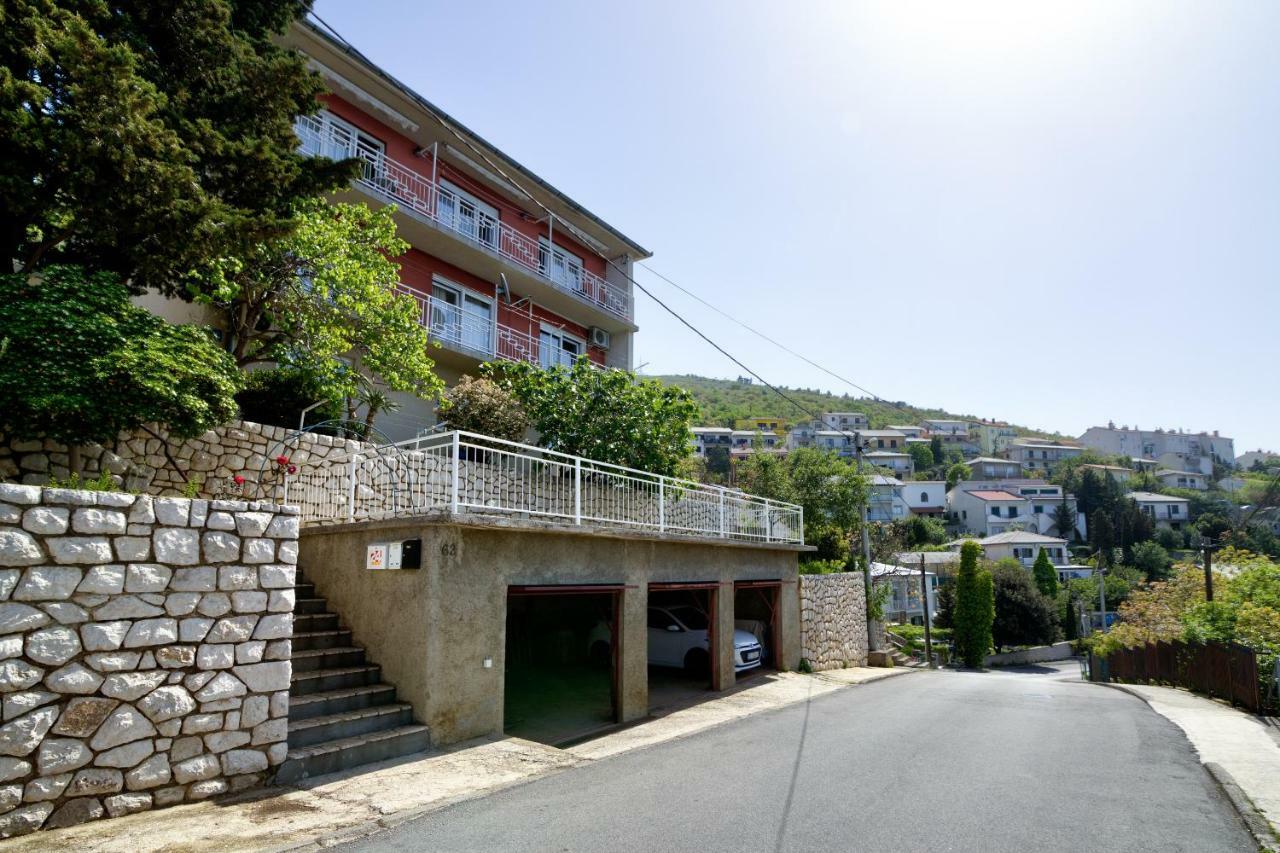 Apartment Luca Senj  Buitenkant foto
